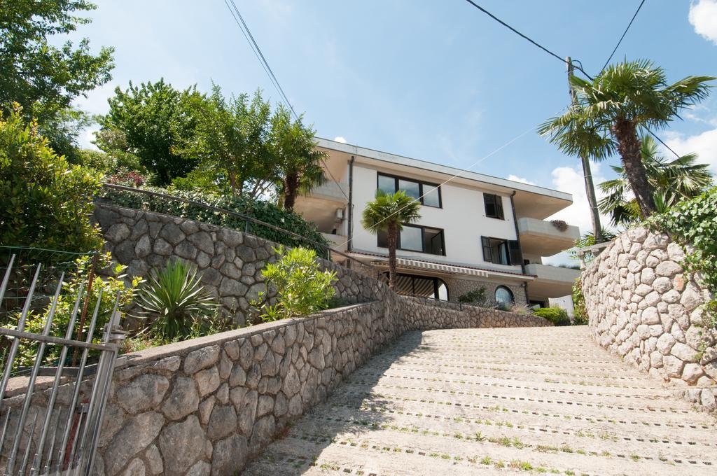 Apartments Daniel Opatija Ruang foto